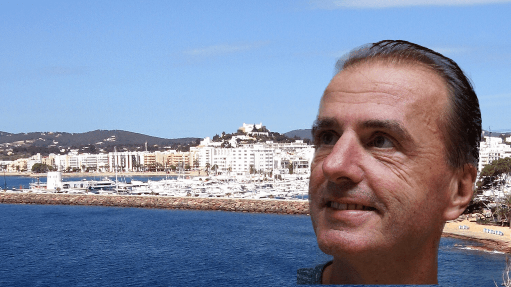 Das aktuelle Bild hat keinen Alternativtext. Der Dateiname ist: Ibiza.png