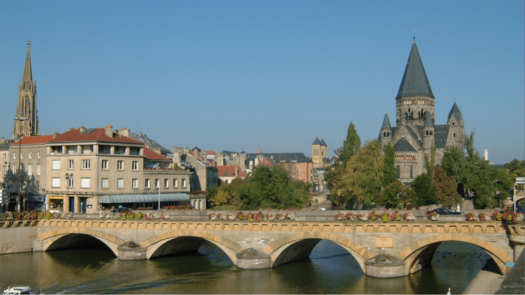 Das aktuelle Bild hat keinen Alternativtext. Der Dateiname ist: Metz.png