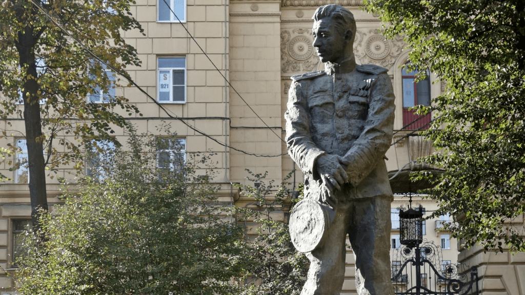 Das aktuelle Bild hat keinen Alternativtext. Der Dateiname ist: Marinesko.png