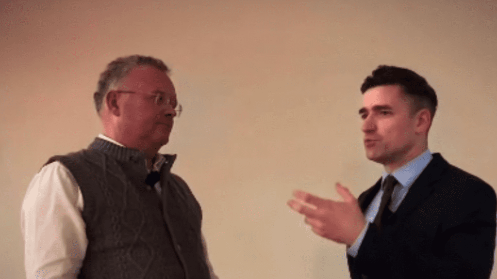 Das aktuelle Bild hat keinen Alternativtext. Der Dateiname ist: Sellner-Hauser.png